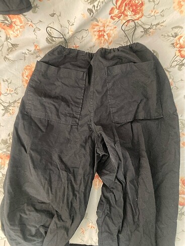 Stradivarius Paraşüt pantolon