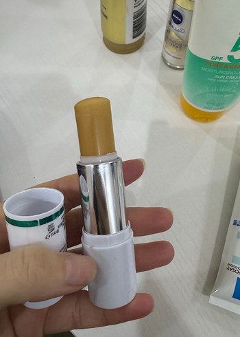 L'Oréal Bright Reveal SPF 50+ Güneş Koruyucu Stick - Görsel 3