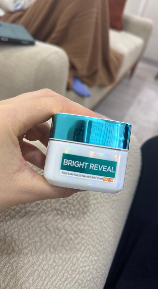 Bright Reveal Koyu Leke Karşıtı Nemlendirici SPF 50 - Görsel 3