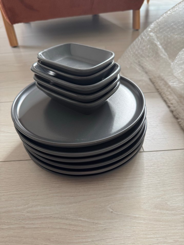 Karemika Gri ve Haki Renkli Kahvaltı takımı 12 kişişik - Görsel 3