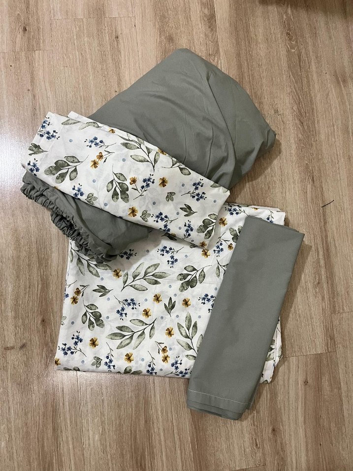 Gri Yaprak Desenli Nevresim ve Çarşaf Seti - Görsel 2