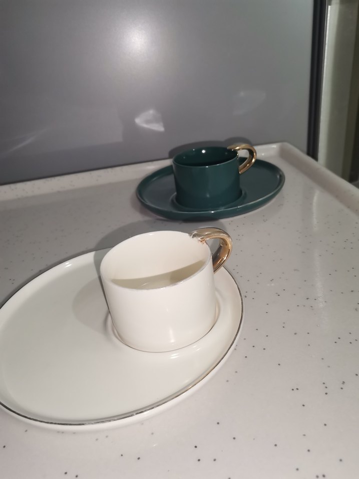 Altın Kulplu Beyaz ve Gri Fincan Takımı - Görsel 5