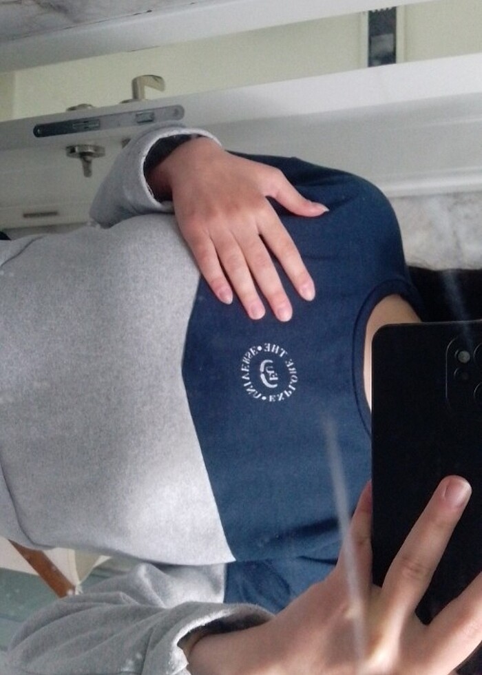 Sweatshirt crop - Görsel 3