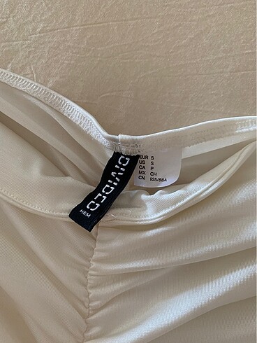 H&M Beyaz büzgülü elbise