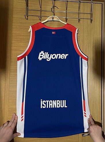 s Beden İmzalı Anadolu Efes Forması