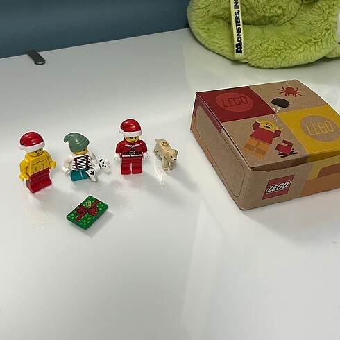 Diğer lego karakter seti