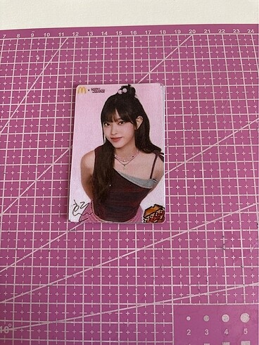 NEW JEANS HAREİN MC DONALD PHOTOCARD