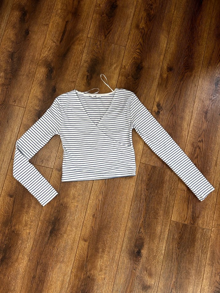 Adl kruvaze yaka uzun kollu çizgili bluz - Görsel 3