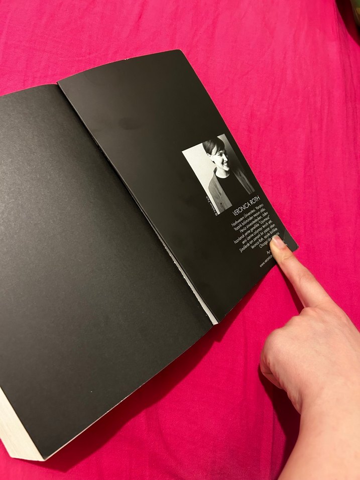 Uyumsuz - Veronica Roth - Görsel 4