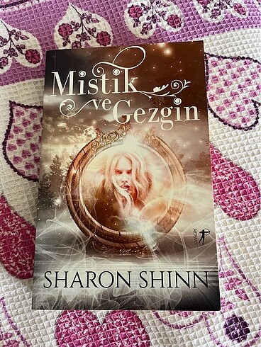 Mistik ve gezgin (on iki ev serisi 1.kitap)