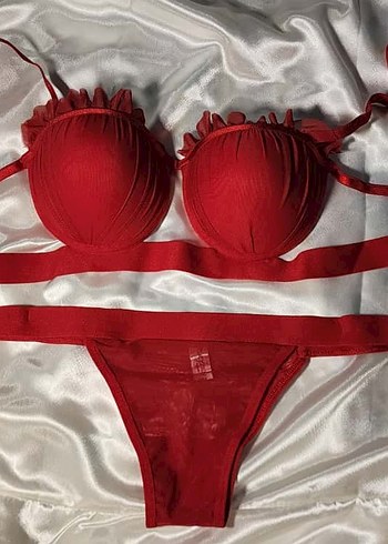 Kırmızı Mini Seksi Sütyen Takımı
