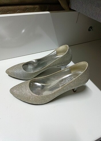 Topuklu ayakkabı - Görsel 8