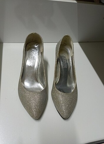 Topuklu ayakkabı - Görsel 9