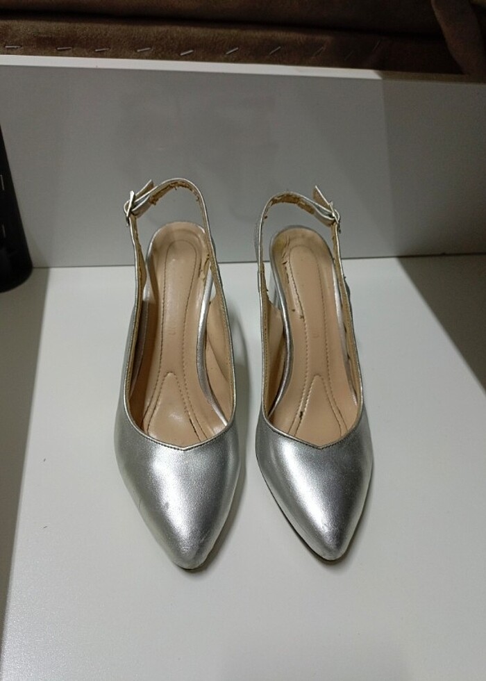 Topuklu ayakkabı - Görsel 3