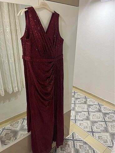 Bordo payetli abiye