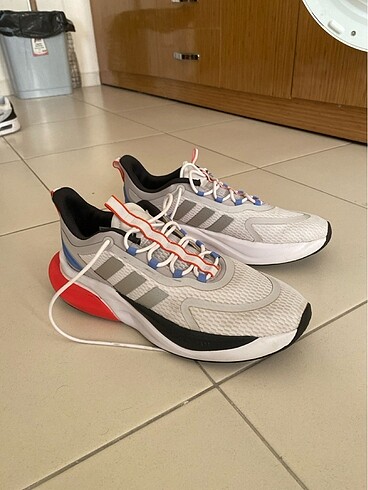 Adidas ayakkabı
