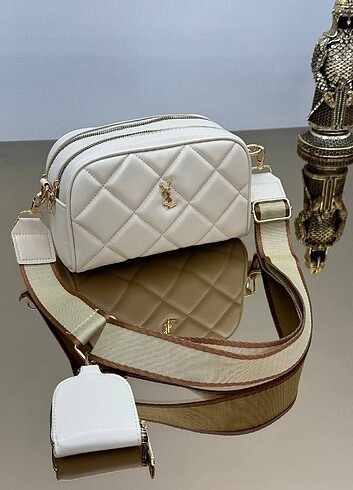 Yves Saint Laurent Ölçüleri 21x13 cm Kod 960