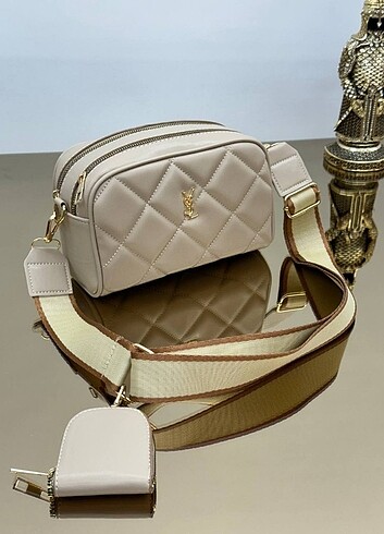 Yves Saint Laurent Ölçüleri 21x13 cm Kod 960