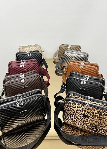 Zara Guess V Nakışlı Ölçüleri: 27x18 cm