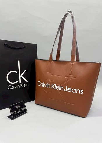 Beden siyah Renk Calvin klein Ölçüler 27 x 37 cm