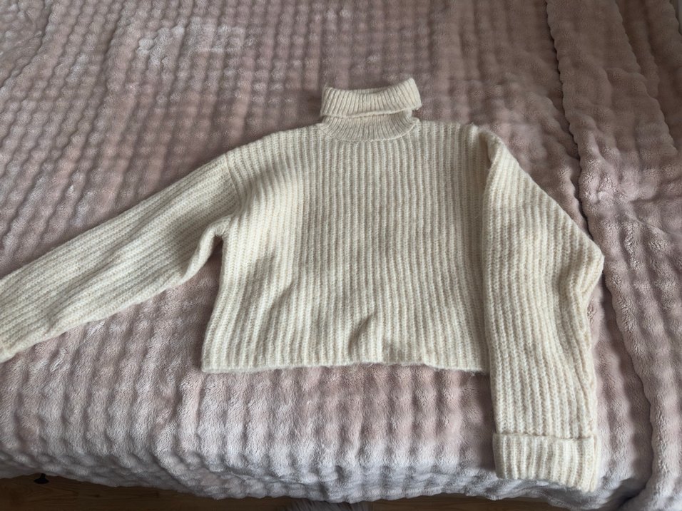 Bej Boğazlı Örgü Kazak - Görsel 3