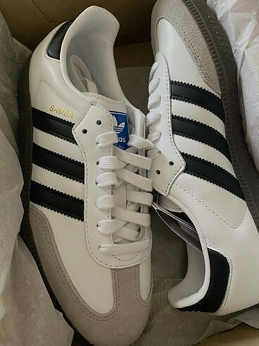 39 Beden Adidas / White Black Samba