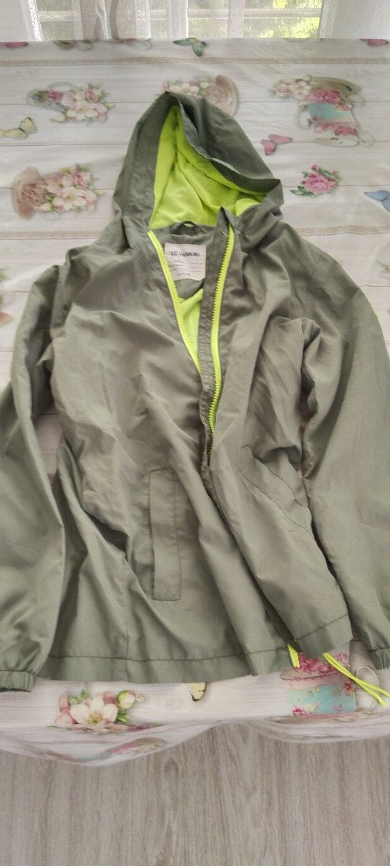 Kız Çocuk Kapüşonlu Pembe Mont - Görsel 5