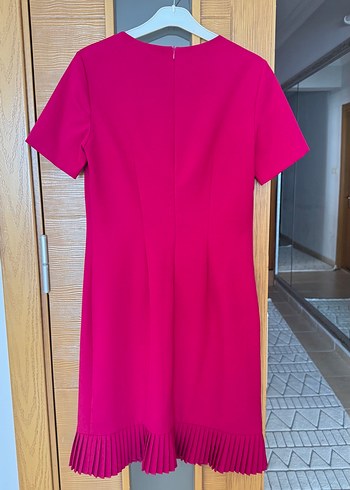 36 Beden Herry Pilise Detaylı Kısa Kollu Pembe Midi Elbise