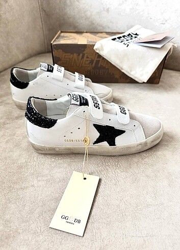 Golden Rose Golden goose