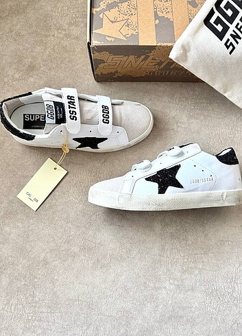 36 Beden Golden goose