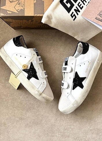 36 Beden beyaz Renk Golden goose