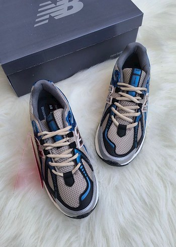New Balance Gri Mavi Spor Ayakkabı - Görsel 5