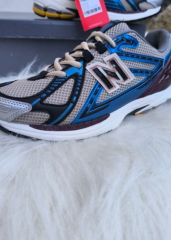 New Balance Gri Mavi Spor Ayakkabı - Görsel 3
