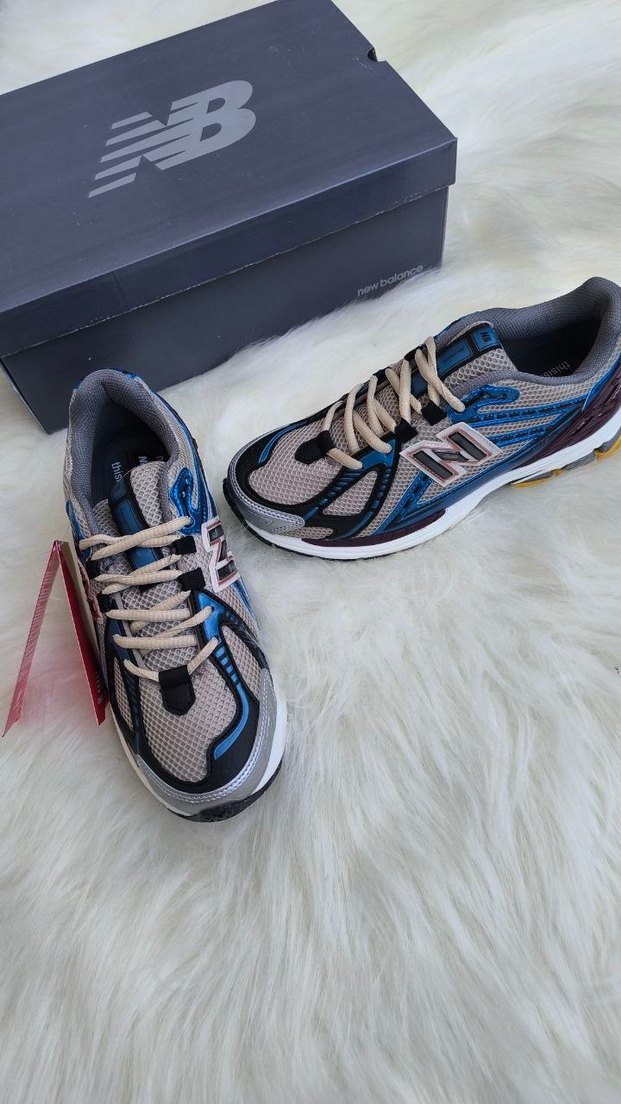 New Balance Gri Mavi Spor Ayakkabı - Görsel 4