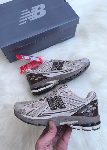 Bej New Balance Kadın Spor Ayakkabı - Görsel 5