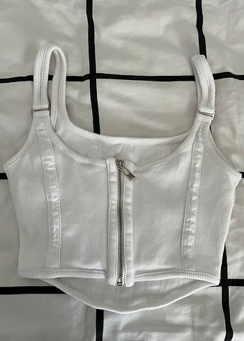 Beyaz Korse Crop - Görsel 2