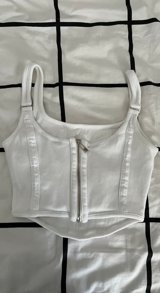 Beyaz Korse Crop - Görsel 2