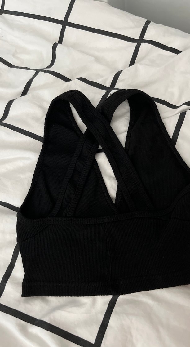 Siyah Crop - Görsel 2