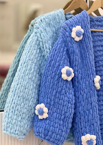 Mavi Nakışlı Bohem Örgü Hırka - Görsel 2