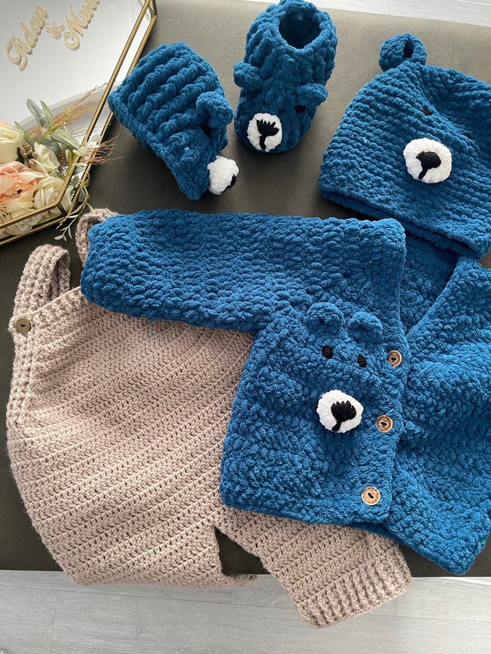 Mavi Örgü Erkek Bebek Kıyafet Seti - Görsel 3