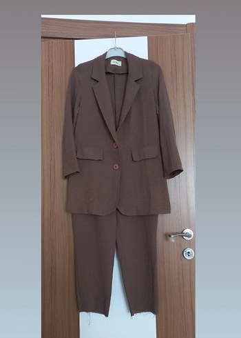 Kahverengi Uzun Kesim Keten Kadın Blazer