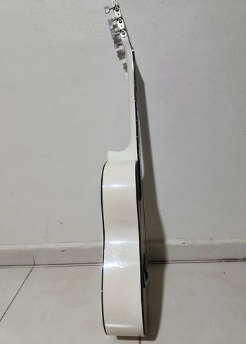 Beyaz Klasik Gitar - Görsel 4