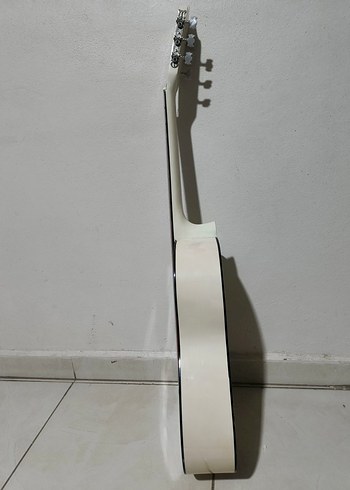 Beyaz Klasik Gitar - Görsel 2