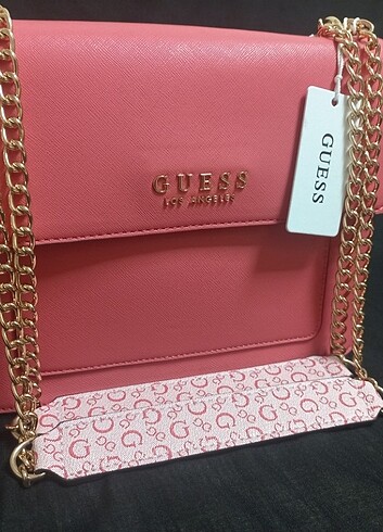 Guess GUESS şık kadın çantası