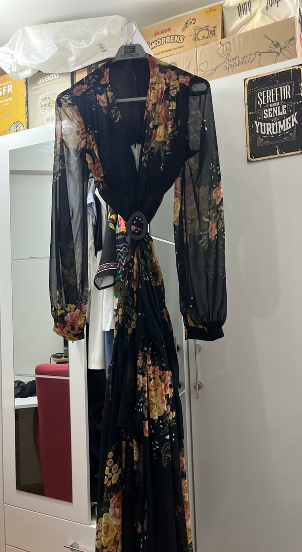 Siyah Çiçek Desenli Uzun Bohem Elbise - Görsel 2