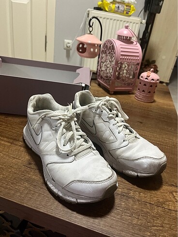 nike spor ayakkabı