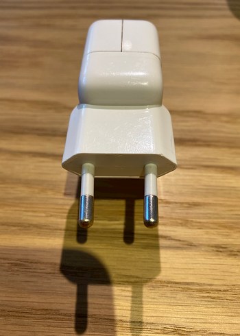 Apple Hızlı Şarj Adaptörü 12W - Görsel 3