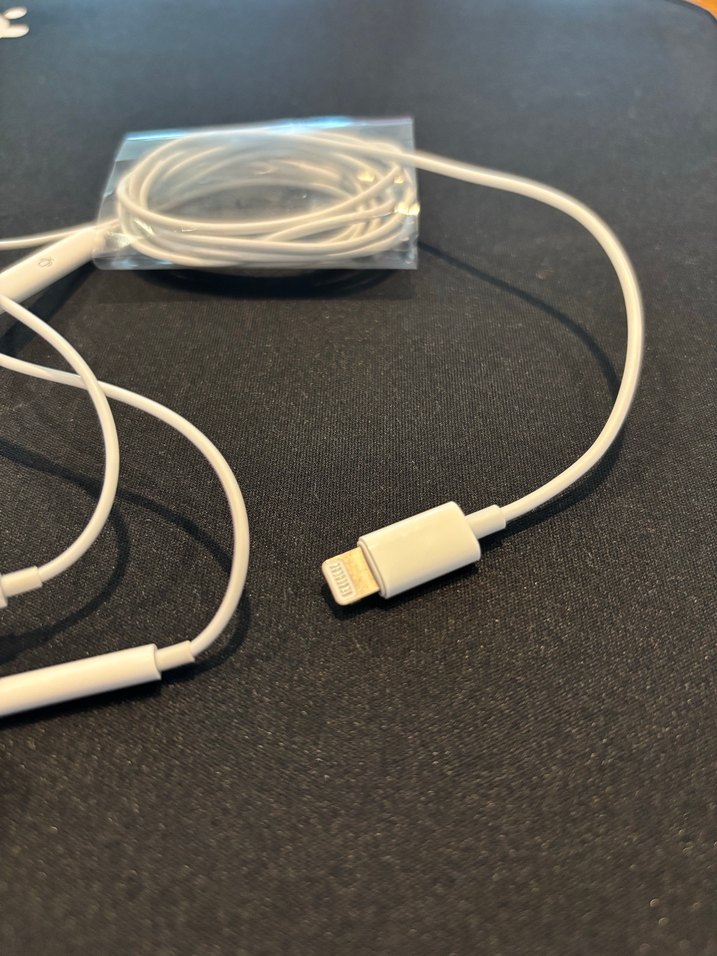 Apple Earpods Lightning Kulaklık Orijinal - Görsel 2