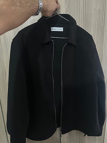 BERSHKA FERMUARLI CEKET