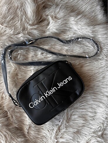 Calvin Klein Kadın Çanta